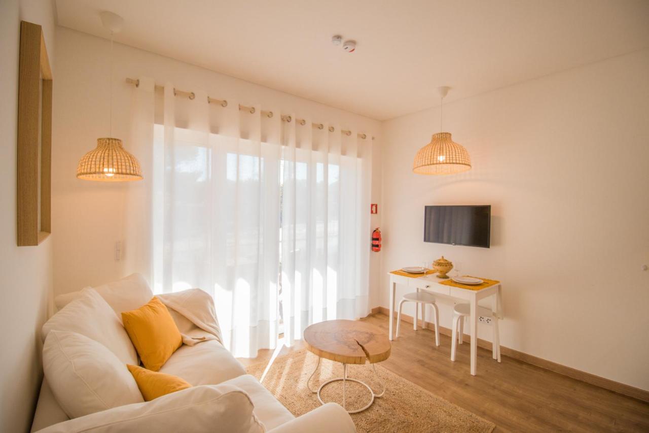 188 Apartments - Buganvilia - Pool And Balcony Cascais Bagian luar foto